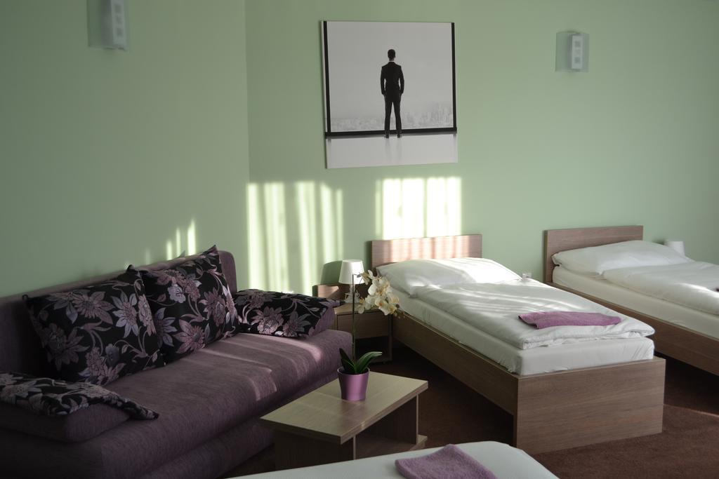 Wellness Pension Inovec Jalsove 外观 照片