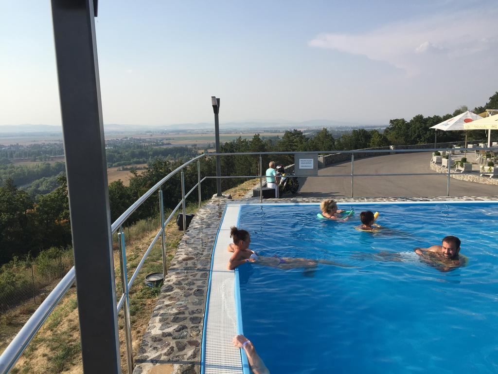 Wellness Pension Inovec Jalsove 外观 照片